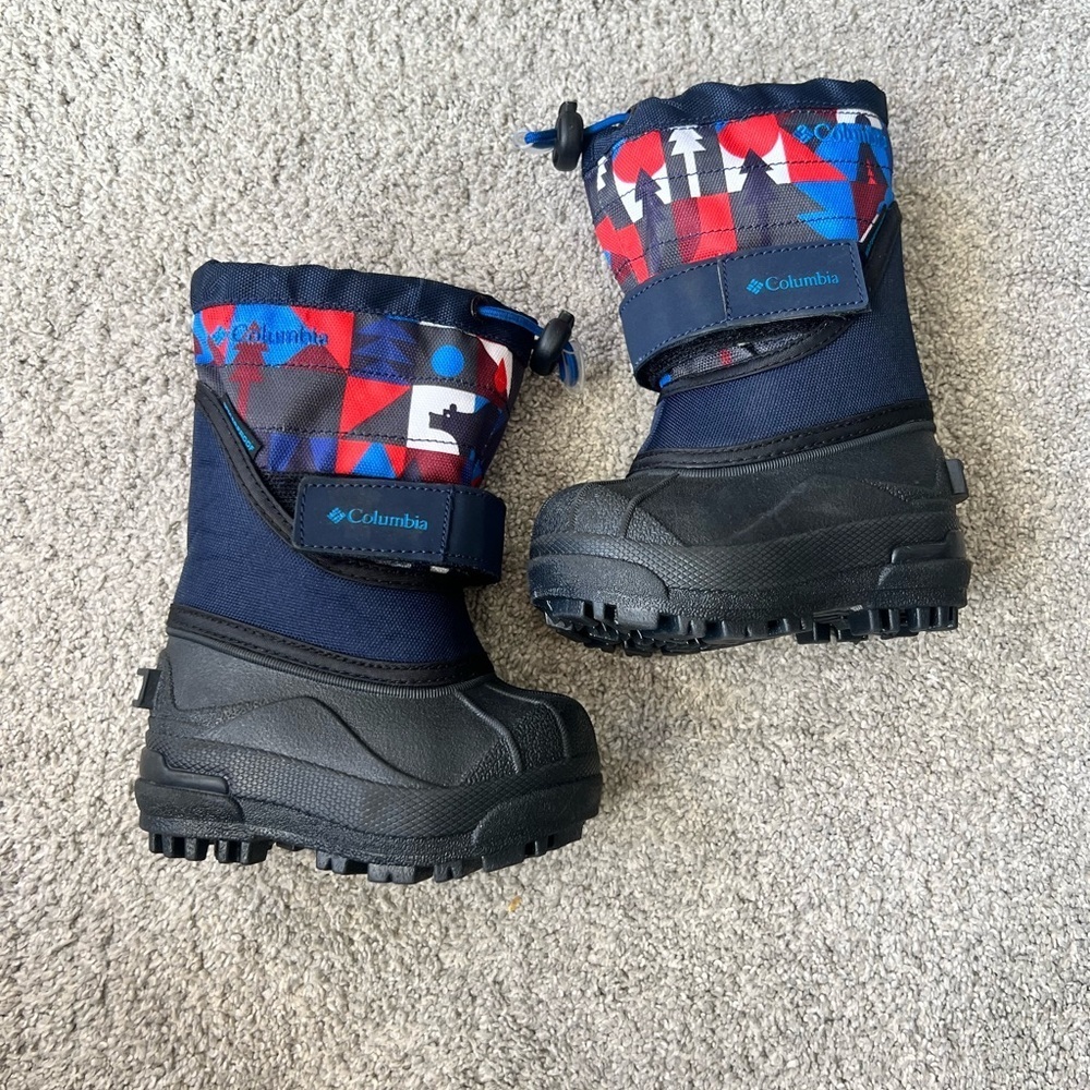 New Columbia Toddler Size 4 Powderbug Plus II Print Snow Winter Boots Pull On